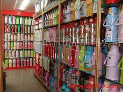 便攜出行新選擇 華濃迷你旅行電吹風，折疊設計全球電壓通用